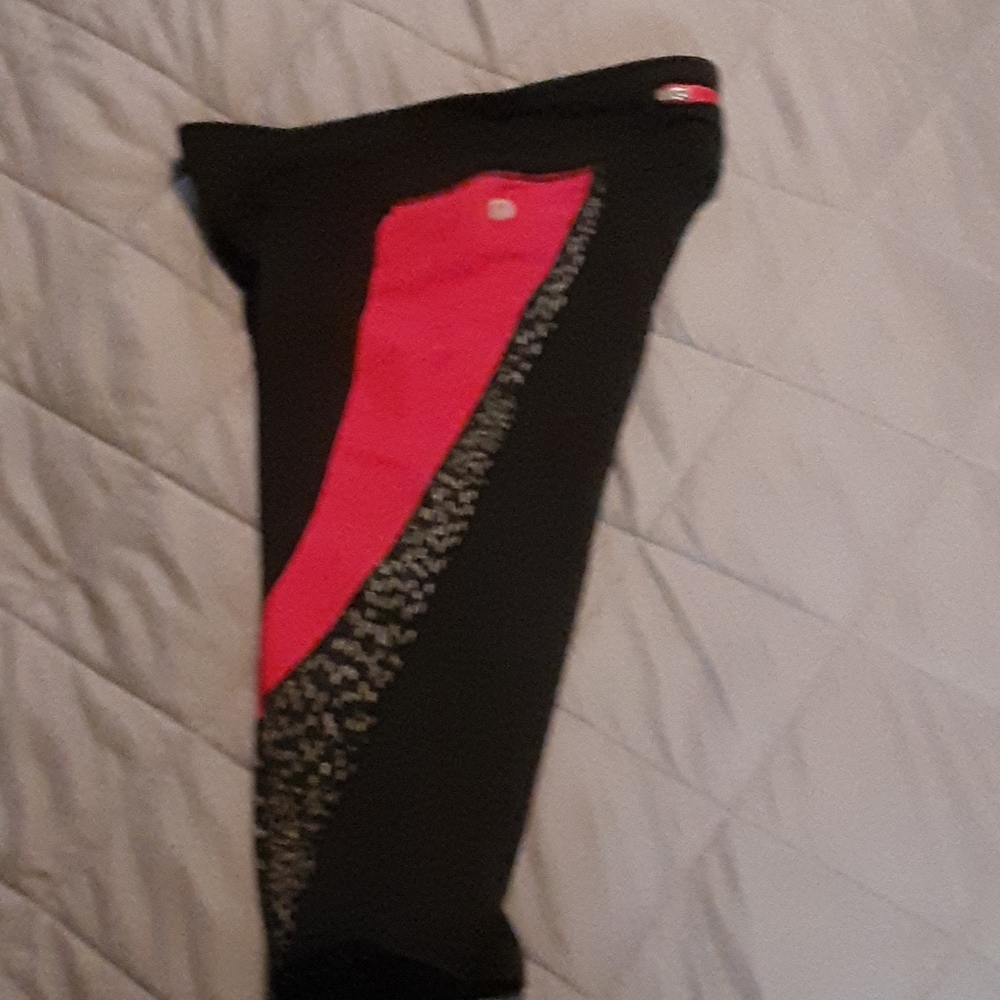 Fabletics Active Wear Bundle - image 6